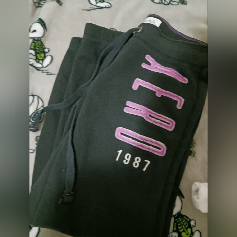 sweatpants